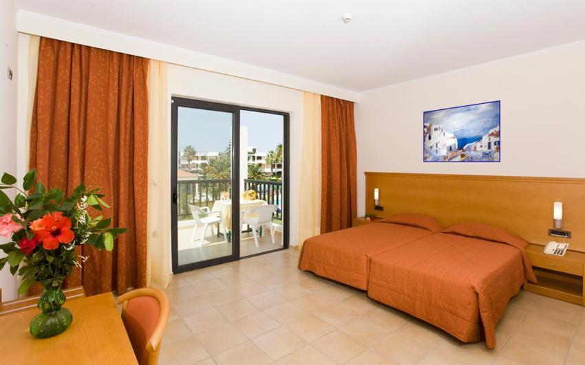 Tigaki Beach Hotel Habitación foto