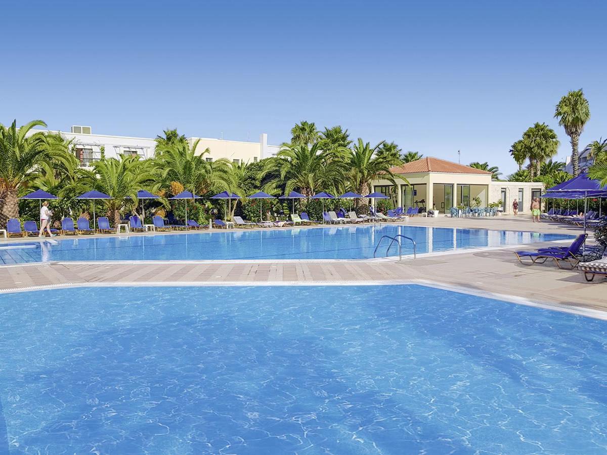 Tigaki Beach Hotel Exterior foto